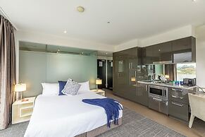 MainStay Suites Hawthorn