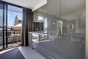 Corporate Living Accommodation Hawthorn