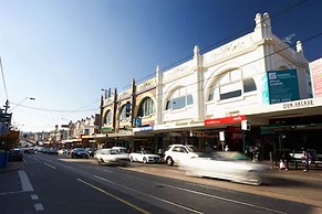 Corporate Living Accommodation Hawthorn