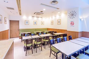 Shin Osaka Sunny Stone Hotel