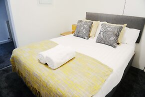 Bridle Lodge Apartments