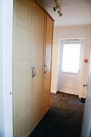 Bridle Lodge Apartments