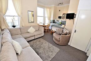 Bridle Lodge Apartments