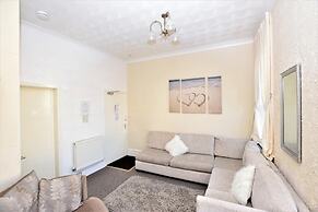 Bridle Lodge Apartments