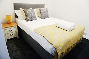 Bridle Lodge Apartments