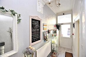 Bridle Lodge Apartments