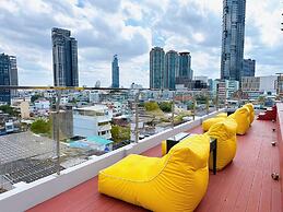 Miloft Sathorn hotel