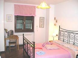 Antica Porta delle Cinque Terre