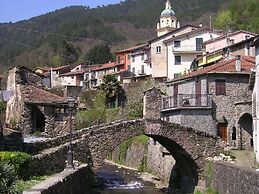 Antica Porta delle Cinque Terre