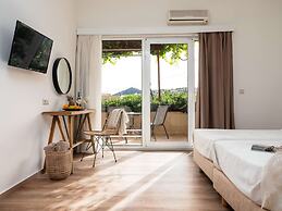 Paralos The Maxine - Adults Only