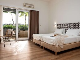 Paralos The Maxine - Adults Only