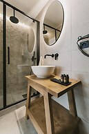 Villa Di Mare Seaside Suites