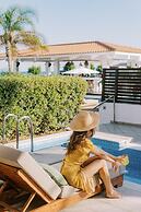 Villa Di Mare Seaside Suites