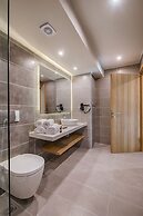 Villa Di Mare Seaside Suites