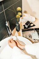 Villa Di Mare Seaside Suites