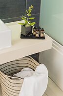 Villa Di Mare Seaside Suites