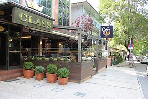 Class Hotel