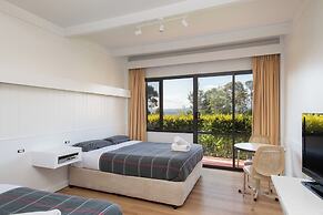 Village Family Motor Inn