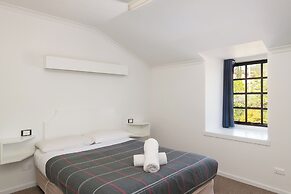 Village Family Motor Inn