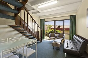 Village Family Motor Inn