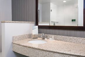 Courtyard Buffalo Airport