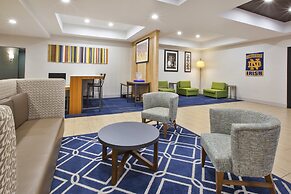 Holiday Inn Express Hotel & Suites Niles by IHG