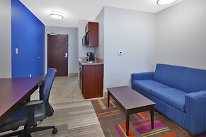 Holiday Inn Express Hotel & Suites Niles by IHG