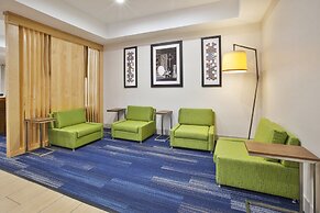 Holiday Inn Express Hotel & Suites Niles by IHG