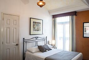 Pórtico Hotel & Galería