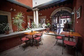 Pórtico Hotel & Galería
