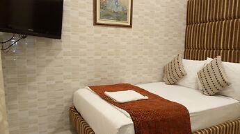 Bentley Hotel Marine Drive