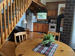 Smith Rock Chalets & Retreat