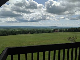 Smith Rock Chalets & Retreat