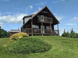 Smith Rock Chalets & Retreat