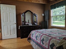 Smith Rock Chalets & Retreat