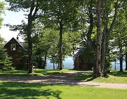 Smith Rock Chalets & Retreat