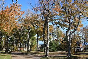 Smith Rock Chalets & Retreat