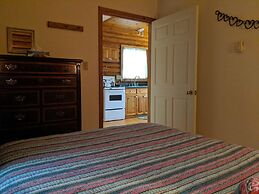 Smith Rock Chalets & Retreat