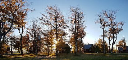 Smith Rock Chalets & Retreat