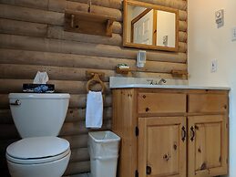 Smith Rock Chalets & Retreat