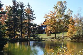 Smith Rock Chalets & Retreat