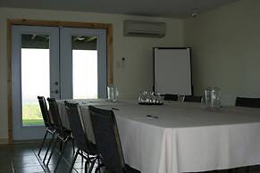 Smith Rock Chalets & Retreat