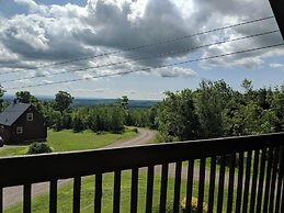 Smith Rock Chalets & Retreat