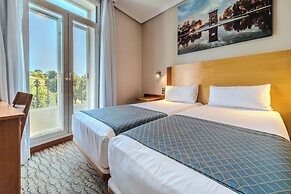 ITC Mora by Soho Boutique