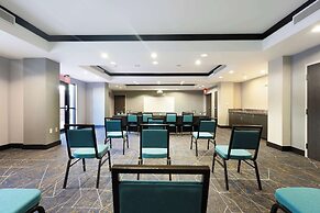 Hampton Inn & Suites Tulsa/Central