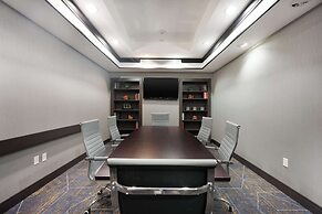 Hampton Inn & Suites Tulsa/Central