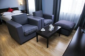 Chagala Uralsk Hotel