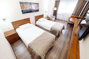 Chagala Uralsk Hotel