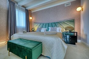 Palazzo della Scala Spa Hotel Suites & Apartments