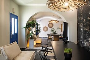 The Noverian Bios Santorini Boutique Hotel